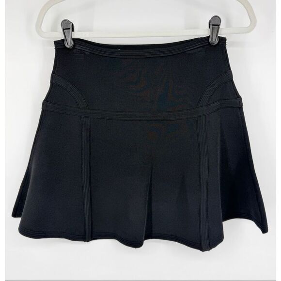 Diane Von Furstenberg Dresses & Skirts - Diane von Furstenberg Flote Skater Skirt Black A Line Structured Size Medium EUC